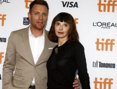 Χρυσές σφαίρες: Ήταν ενοχλητικό, λέει η Ελληνίδα πρώην του Μακγκρέγκορ για τις ευχαριστίες σε σύζυγο και ερωμένη